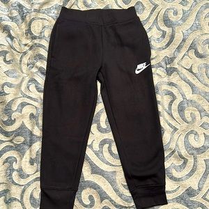 Nike Sport club - Fleece Sportswear Jogger - Girl/Boy Joggers